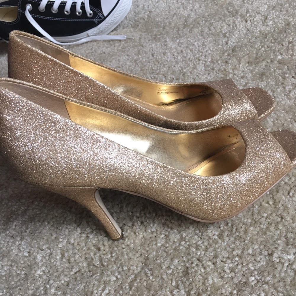 BCBG Heels/pumps